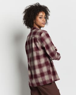 ALTERNATE VIEW OF WOMEN'S BOYFRIEND BOARD SHIRT IN MAROON BUFFALO OMBRE image number 3