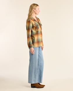 ALTERNATE VIEW OF WOMEN'S PLAID BOYFRIEND BOARD SHIRT IN GOLD/GREEN OMBRE image number 2