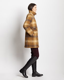 ALTERNATE VIEW OF WOMEN'S CAMDEN TOPPER COAT IN HONEY/BROWN PLAID image number 4