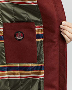 ALTERNATE VIEW OF WOMEN'S BEVERLY PATCH POCKET ANORAK IN BRICK image number 5