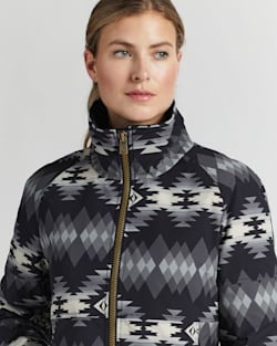 ALTERNATE VIEW OF WOMEN'S ALAMOSA INSULATED RIPSTOP JACKET IN BLACK/PAPAGO image number 4