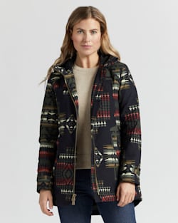 WOMEN'S SEQUOIA INSULATED RIPSTOP ANORAK IN BLACK/OLIVE CHIEF JOSEPH image number 1