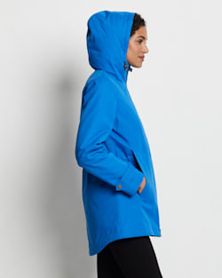 ALTERNATE VIEW OF WOMEN'S SUNLAND ANORAK IN ELECTRIC BLUE image number 5