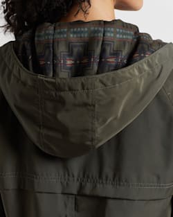 ALTERNATE VIEW OF WOMEN'S TECHRAIN HOODED ANORAK IN OLIVE image number 5