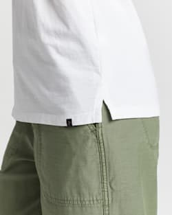 CLOSE UP VIEW OF WOMEN'S DESCHUTES TEE IN WHITE image number 5