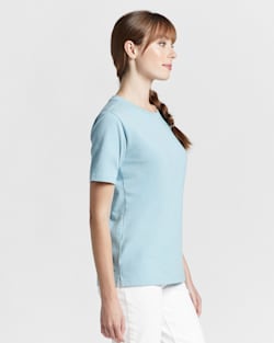 ALTERNATE VIEW OF WOMEN'S DESCHUTES TEE IN DUSTY AQUA image number 3