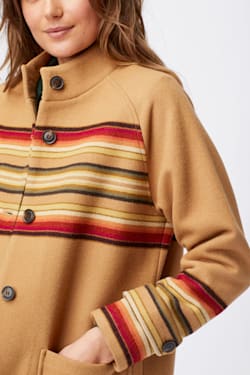 ALTERNATE VIEW OF WOMEN'S JACQUARD COAT IN CAMEL SUNSET STRIPE image number 4