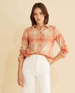 WOMEN'S BOARD SHIRT IN APRICOT OMBRE image number 1