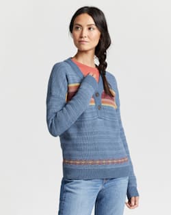 WOMEN'S V-NECK HENLEY GRAPHIC SWEATER IN BLUE MULTI image number 1