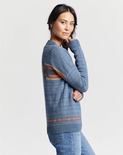 ALTERNATE VIEW OF WOMEN'S V-NECK HENLEY GRAPHIC SWEATER IN BLUE MULTI image number 3