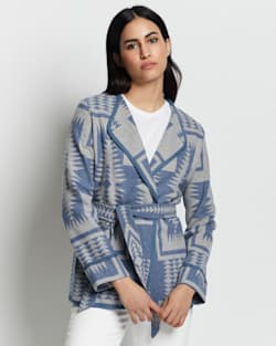 WOMEN'S NESKOWIN WOOL WRAP JACKET IN BLUE/TAN MIX HARDING image number 1