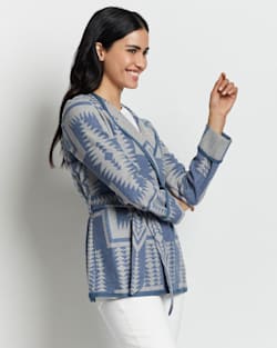 ALTERNATE VIEW OF WOMEN'S NESKOWIN WOOL WRAP JACKET IN BLUE/TAN MIX HARDING image number 5