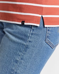 ALTERNATE VIEW OF WOMEN'S DESCHUTES STRIPE TEE IN SPICE RED/WHITE image number 4