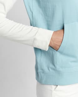 ALTERNATE VIEW OF WOMEN'S DESCHUTES COLORBLOCK HOODIE IN DUSTY AQUA/ANTIQUE WHITE image number 4
