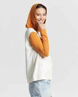 ALTERNATE VIEW OF WOMEN'S DESCHUTES COLORBLOCK HOODIE IN ANTIQUE WHITE/GINGER image number 2