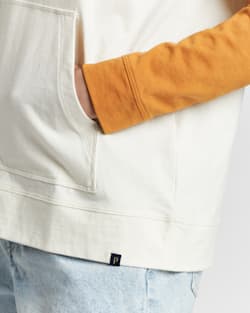 ALTERNATE VIEW OF WOMEN'S DESCHUTES COLORBLOCK HOODIE IN ANTIQUE WHITE/GINGER image number 3