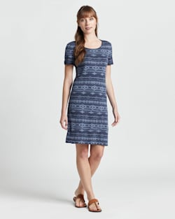 SHORT-SLEEVE COTTON SWEATER DRESS IN NAVY TONAL MULTI image number 1