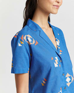 ALTERNATE VIEW OF WOMEN'S SHORT-SLEEVE COTTON CAMP SHIRT IN VALLARTA BLUE MULTI image number 4