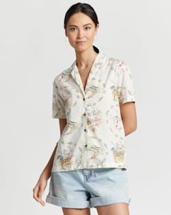 WOMEN'S SHORT-SLEEVE COTTON CAMP SHIRT IN VINTAGE ISLAND MULTI image number 1