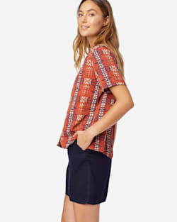 ALTERNATE VIEW OF WOMEN'S SHORT-SLEEVE PATTERNED SHIRT IN RED OCHRE image number 2