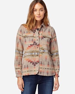 WOMEN'S LIMITED EDITION JACQUARD BOARD SHIRT IN TAN JUNIPER MESA image number 2