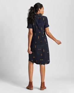ALTERNATE VIEW OF WASHABLE SILK DRESS IN MIDNIGHT NAVY MULTI image number 2