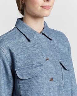ALTERNATE VIEW OF WOMEN'S SOLID DOUBLESOFT BOARD SHIRT IN BERING SEA BLUE image number 4