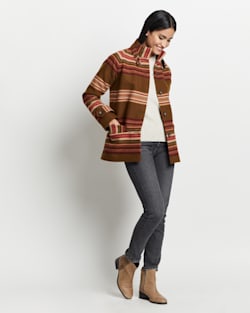 ALTERNATE VIEW OF WOMEN'S ARCHIVE TOBOGGAN WOOL COAT IN FAIRFAX OLIVE image number 2