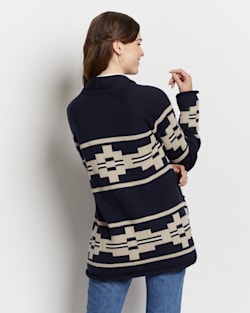 ALTERNATE VIEW OF WOMEN'S ROCK POINT COTTON CARDIGAN IN NAVY MULTI image number 5