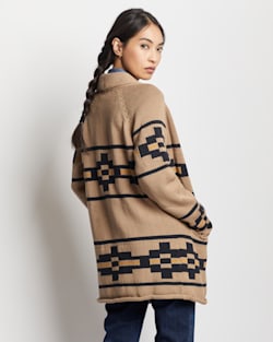 ALTERNATE VIEW OF WOMEN'S ROCK POINT COTTON CARDIGAN IN TAUPE MULTI image number 3