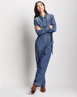 WOMEN'S CHAMBRAY UTILITY JUMPSUIT IN MEDIUM BLUE image number 1