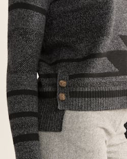ALTERNATE VIEW OF WOMEN'S SIDE-BUTTON MERINO SWEATER IN CHARCOAL HEATHER/BLACK image number 3