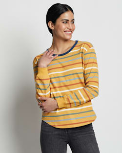 WOMEN'S LONG-SLEEVE DESCHUTES RINGER TEE IN GOLDENROD MULTI STRIPE image number 1