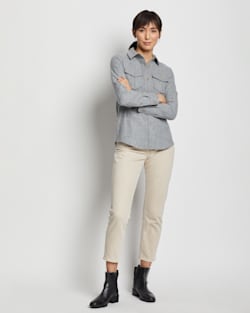 ALTERNATE VIEW OF WOMEN'S LAUREL WOOL SHIRT IN GREY MIX SOLID image number 4