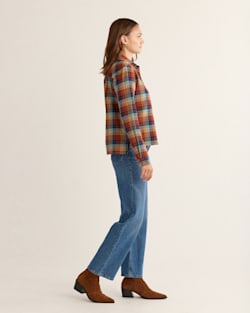 ALTERNATE VIEW OF WOMEN'S CROPPED WOOL SHIRT IN BRICK MULTI CHECK image number 2