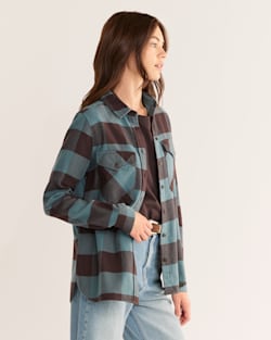 ALTERNATE VIEW OF WOMEN'S MADISON DOUBLE-BRUSHED FLANNEL SHIRT IN SHALE/COFFEE BUFFALO CHECK image number 2