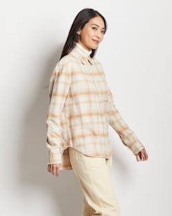 ALTERNATE VIEW OF WOMEN'S BOYFRIEND DOUBLEBRUSHED FLANNEL SHIRT IN IVORY/TAN PLAID image number 3