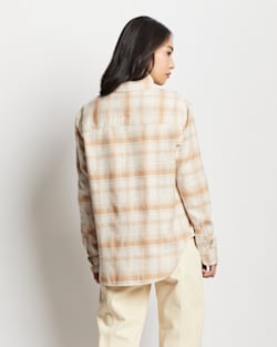 ALTERNATE VIEW OF WOMEN'S BOYFRIEND DOUBLEBRUSHED FLANNEL SHIRT IN IVORY/TAN PLAID image number 4