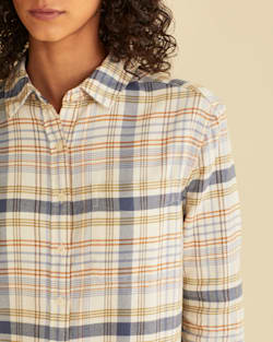 ALTERNATE VIEW OF WOMEN'S BOYFRIEND DOUBLE-BRUSHED FLANNEL SHIRT IN IVORY/INDIGO PLAID image number 4