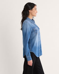 ALTERNATE VIEW OF WOMEN'S CHAMBRAY GAMBLER SHIRT IN MEDIUM BLUE image number 3