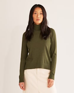 WOMEN'S RAGLAN MERINO TURTLENECK IN OLIVE HEATHER image number 1