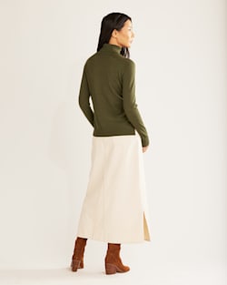 ALTERNATE VIEW OF WOMEN'S RAGLAN MERINO TURTLENECK IN OLIVE HEATHER image number 3