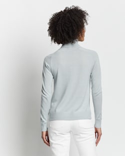 ALTERNATE VIEW OF WOMEN'S RAGLAN MERINO TURTLENECK IN GREEN MIST HEATHER image number 5