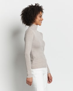 ALTERNATE VIEW OF WOMEN'S RIB MERINO TURTLENECK IN SOFT TAUPE HEATHER image number 5