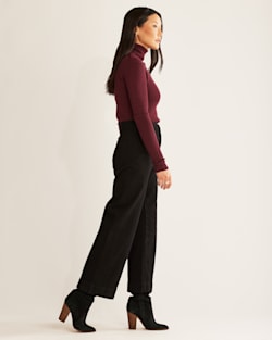 ALTERNATE VIEW OF WOMEN'S RIB MERINO TURTLENECK IN WINDSOR WINE HEATHER image number 2