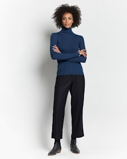 ALTERNATE VIEW OF WOMEN'S RIB MERINO TURTLENECK IN PEACOCK BLUE HEATHER image number 2