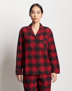 ALTERNATE VIEW OF WOMEN'S PAJAMA SET IN RED/BLACK OMBRE image number 2
