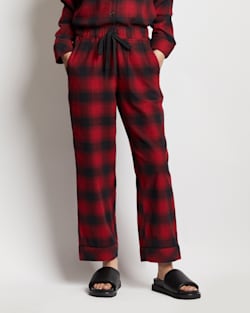 ALTERNATE VIEW OF WOMEN'S PAJAMA PANTS IN RED/BLACK OMBRE image number 3