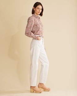 ALTERNATE VIEW OF WOMEN'S WINONA PUFF SLEEVE SHIRT IN MISTY ROSE FLORAL image number 2