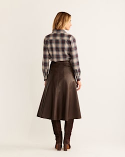 ALTERNATE VIEW OF WOMEN'S MEREDITH WOOL SHIRT IN MAROON/BLUE OMBRE image number 4